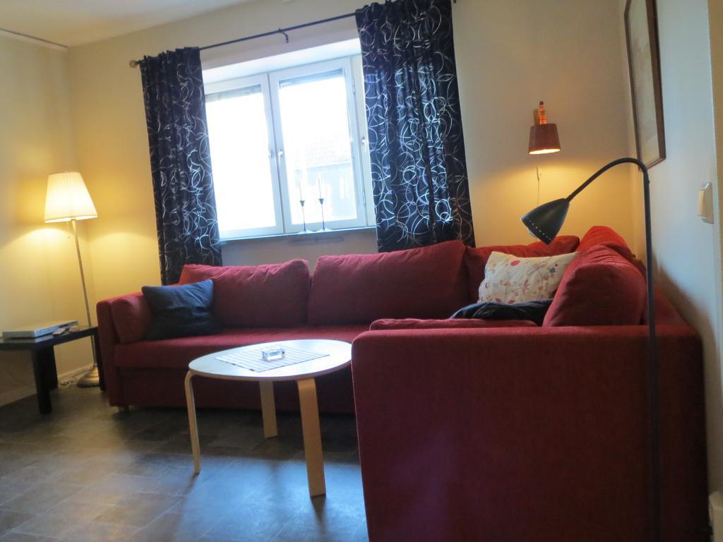 Areguiderna - Bubblans Laegenheter Are Torg Apartment Room photo