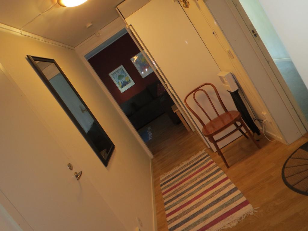 Areguiderna - Bubblans Laegenheter Are Torg Apartment Room photo